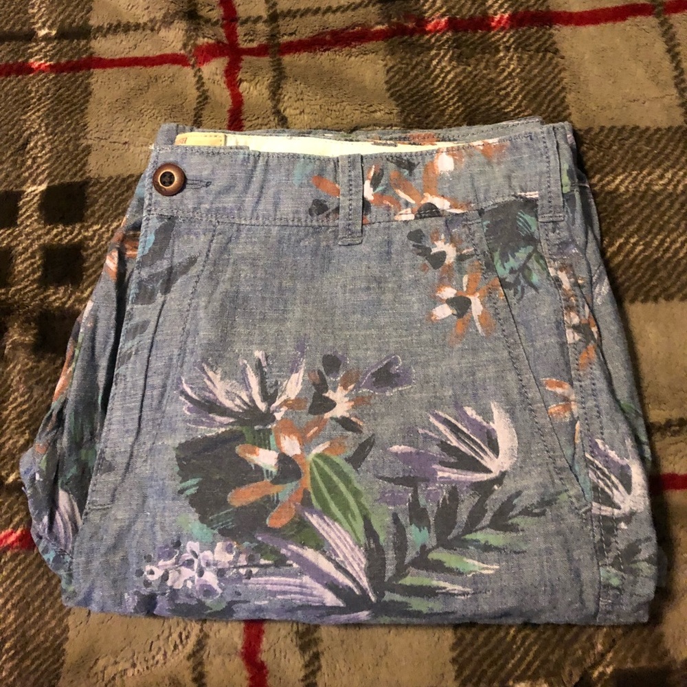 Tropical Holister shorts